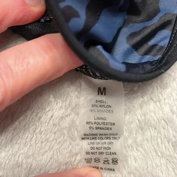 Swimsuit one piece leopoard animal print Size Med Never worn - Picture 8 of 8